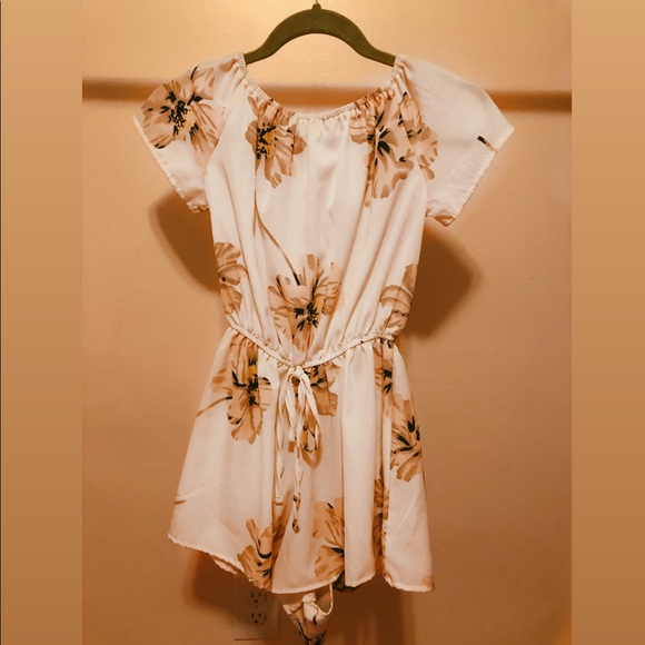 Dresses & Skirts - Romper - size small